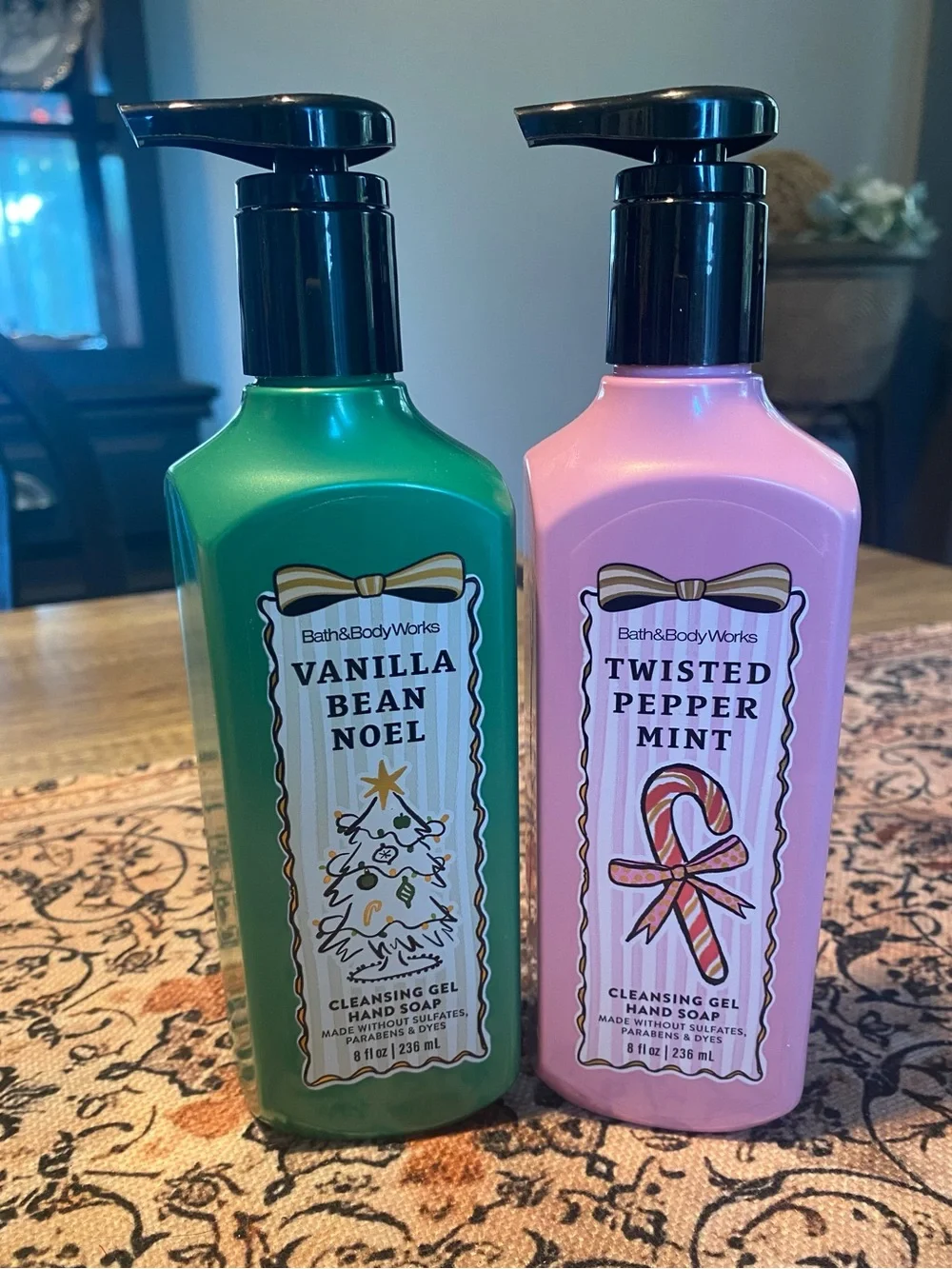 Bath & Body Works Vanilla Bean Noel & Twisted Peppermint cleansing gel hand soap